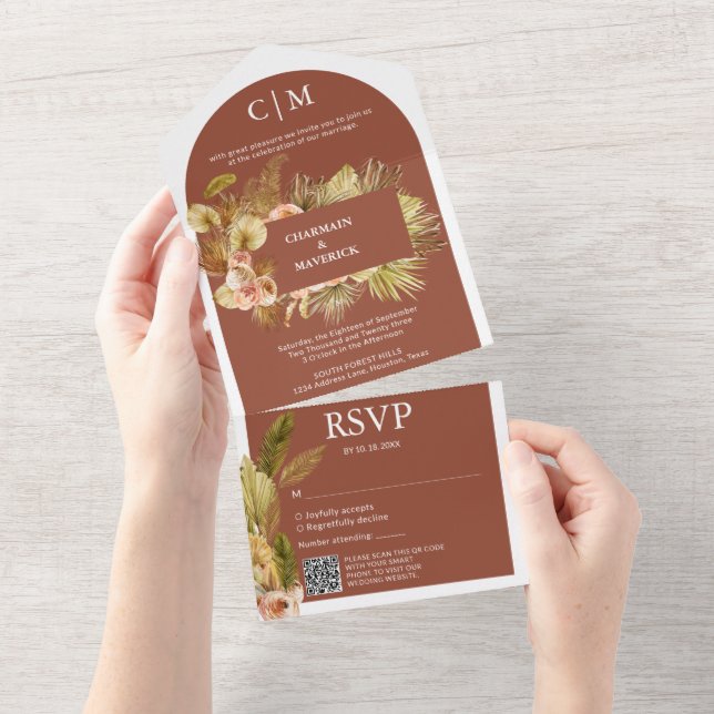 Invitación Todo En Uno Elegante Terracota Monograma QR Boda de arco de có (desgarro)