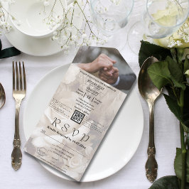 Invitación Todo En Uno Elegantes Rosas de crema blanca Floral QR Code Pho