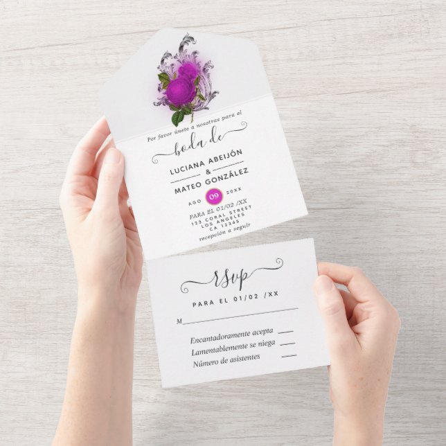 Invitación Todo En Uno Fiesta de cumpleaños de Mardi Gras púrpura todo en (desgarro)