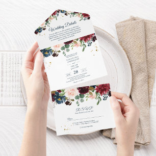 Invitación Todo En Uno Flores de belleza rústicas burgundy azul marino y 