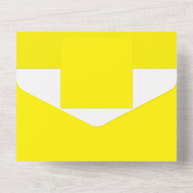 Invitación Todo En Uno fondo amarillo con borde negro (Reverso )