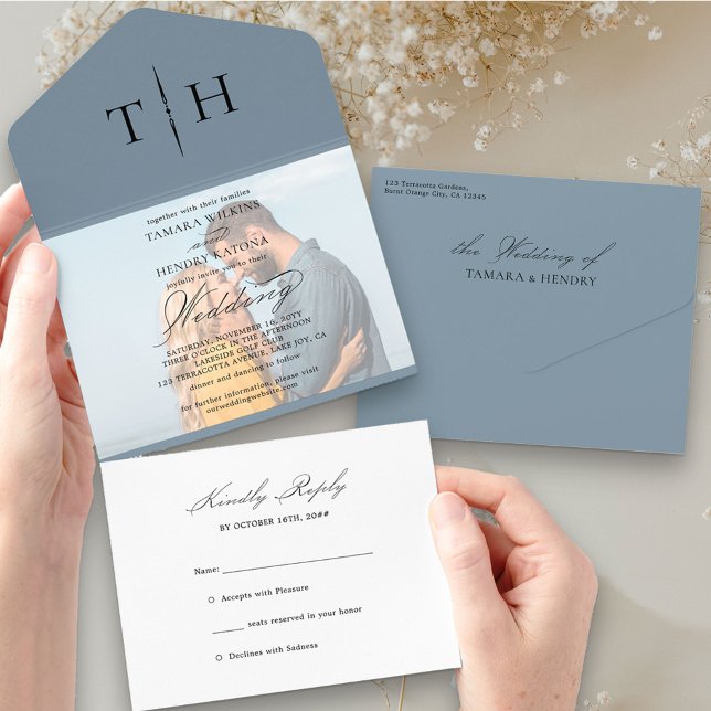 Invitación Todo En Uno Foto caligráfica simple Dusty Blue RSVP Boda (Subido por el creador)