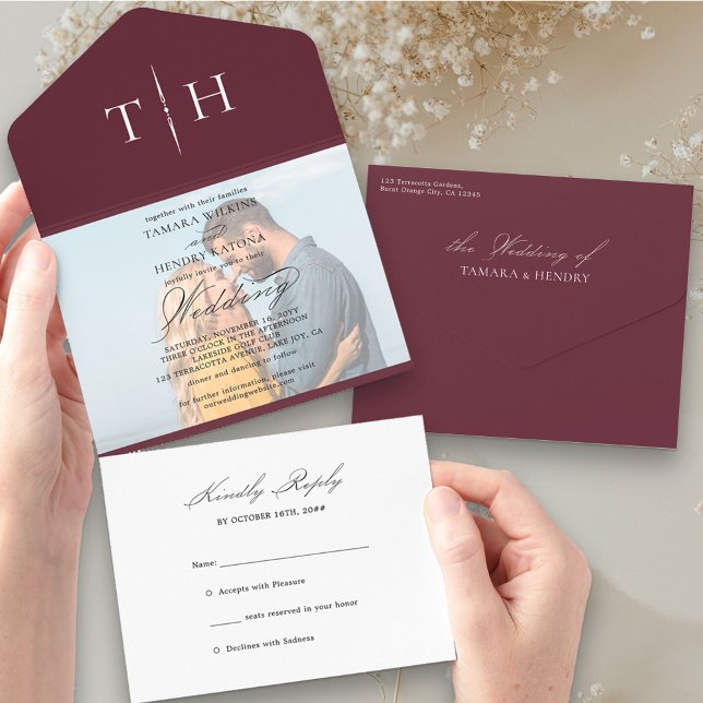 Invitación Todo En Uno Fotografía de calligrafía simple Borgoña Boda RSVP (Subido por el creador)