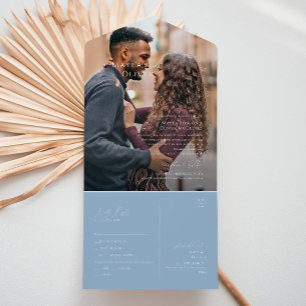 Invitación Todo En Uno Guión caprichoso   Sello fotográfico azul turbio y