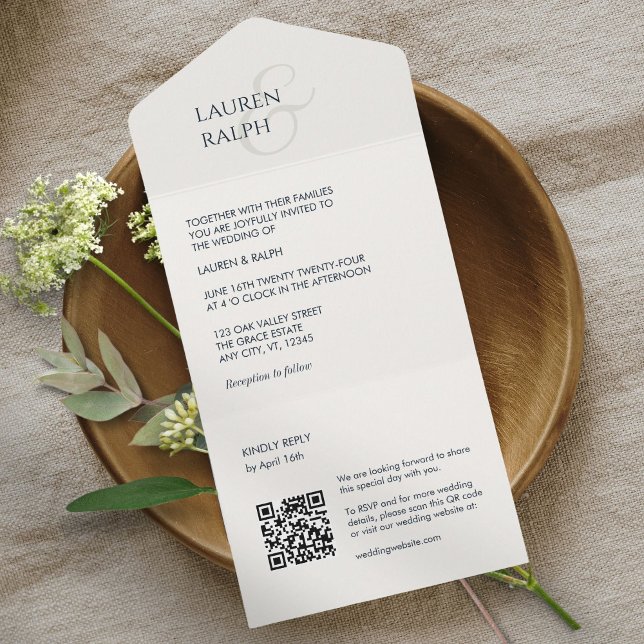 Invitación Todo En Uno Iniciales de monograma negro y marfil de moda (Subido por el creador)