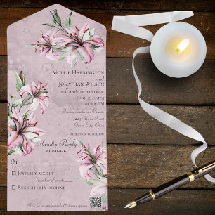 Invitación Todo En Uno Lilies rosas sobre malva angustiada con código QR