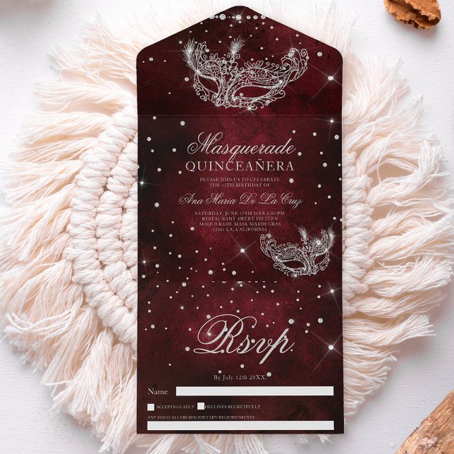 Invitación Todo En Uno Máscara de mascarada purpurina de plata quinceaner (Masquerade mask silver glitter quinceanera red all in one invitation)