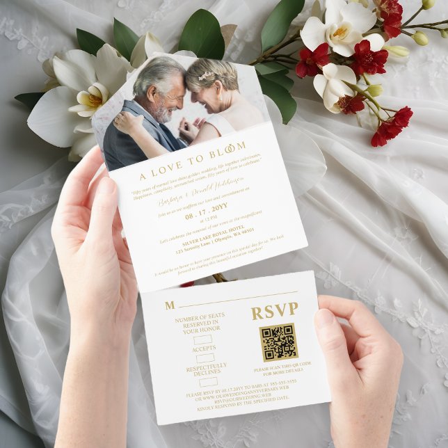 Invitación Todo En Uno Minimalist Romantic Wedding Photo Anniversary (Minimalist Romantic Wedding Photo Anniversary in Faux Gold All in One Invitation with QR Code. )