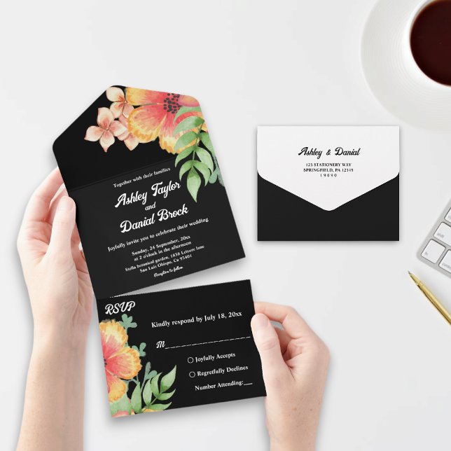 Invitación Todo En Uno Moda romántica flores silvestres Boda floral negro (Subido por el creador)