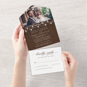 Invitación Todo En Uno Moda Rustic Wood String Lights Foto Boda RSVP