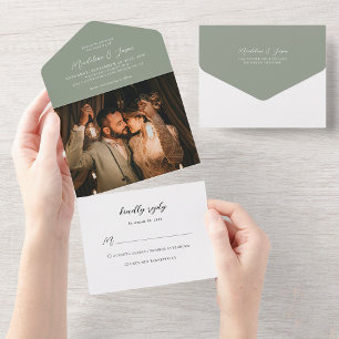 Invitación Todo En Uno Modern Sage Green Calligraphy Photo Wedding Rsvp