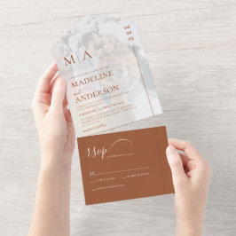 Invitación Todo En Uno Moderno Monograma Terracotta Sobreposición Boda de