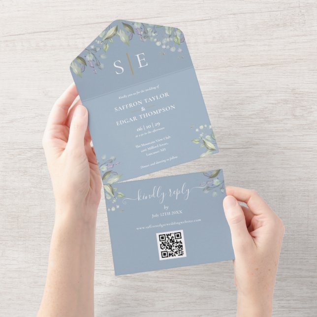 Invitación Todo En Uno Monograma Floral Código QR Boda azul turbio (desgarro)