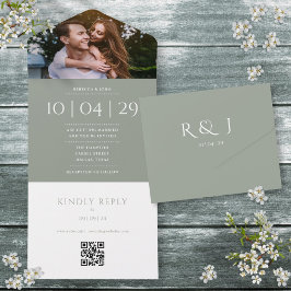 Invitación Todo En Uno Monograma verde sabio Código QR Fecha Boda de foto
