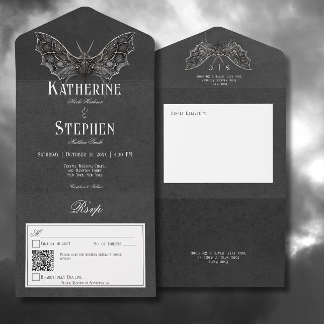 Invitación Todo En Uno Moth gótica Moody Código QR blanco y negro (Gothic Moth Moody Black & White All In One Wedding Invitation with QR Code)