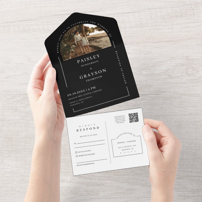 Invitación Todo En Uno Negro Blanco Moderno Arco Mínimo Foto Código QR RS (desgarro)