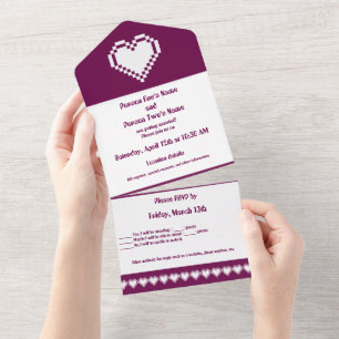 Invitación Todo En Uno Nuestros Corazones de 8 bits en Vino