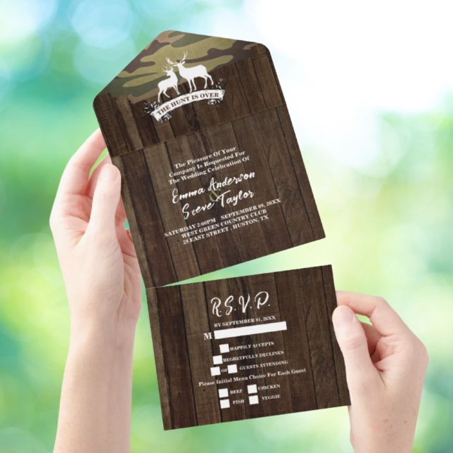 Invitación Todo En Uno País Rústico La Caza Ha Terminado Camuflaje Boda (Rustic Country The Hunt Is Over Camouflage Wedding All In One Invitation)