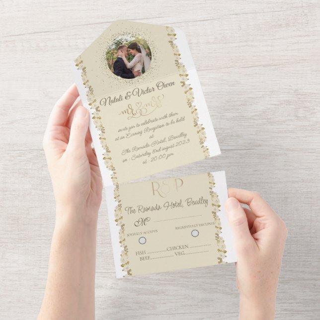 Invitación Todo En Uno personalizada con la foto y palomas con anillos (desgarro)