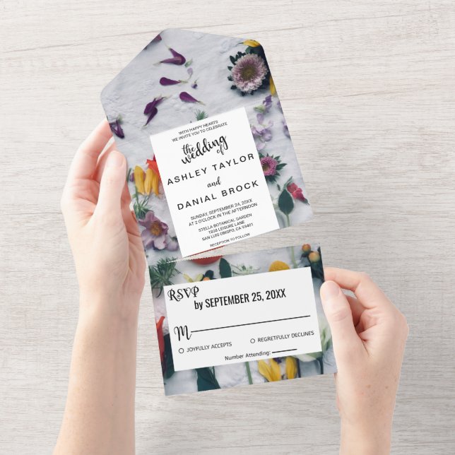 Invitación Todo En Uno Rosas de flores elegantes (desgarro)