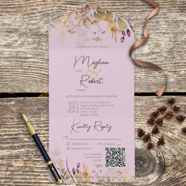 Invitación Todo En Uno Rústico Boho Fall Wildflowers Purple QR Code (Subido por el creador)