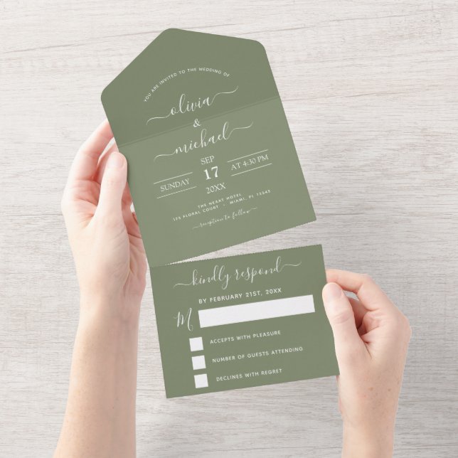 Invitación Todo En Uno Sage Green Boda Moderna Typografía RSVP (desgarro)