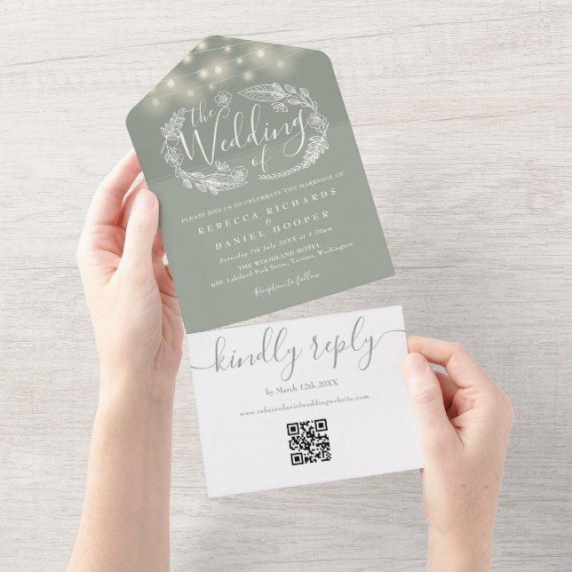 Invitación Todo En Uno Sage Green String Lights QR Code Boda (desgarro)