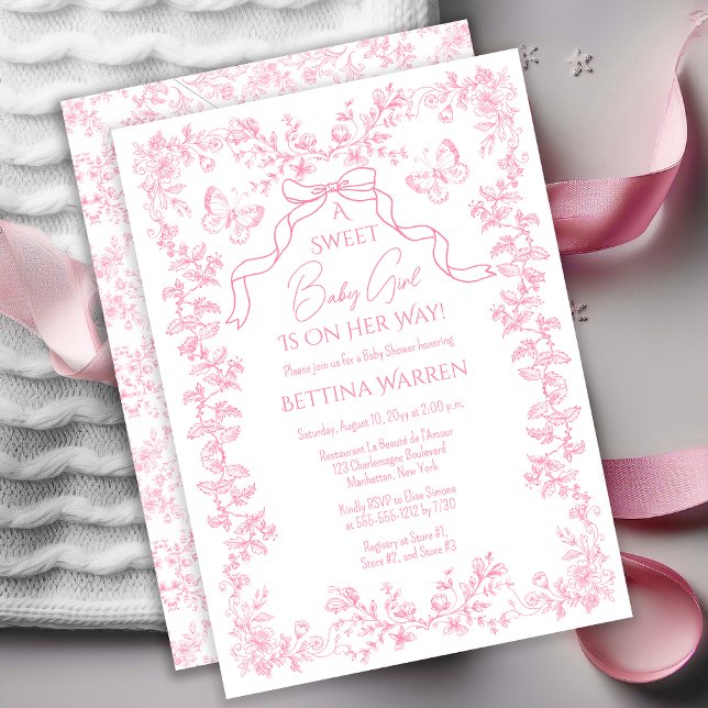 Invitación Toile de Jouy Chinoiserie Butterflies Baby Shower ("A Sweet Baby Girl Is On Her Way!" Chinoiserie Toile de Jouy Butterflies Bow Girl Baby Shower Invite)
