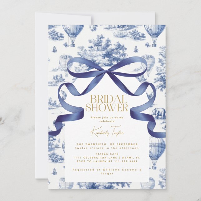Invitación Toile De Jouy Dusty Blue Bow Bridal Shower en espa (Anverso)