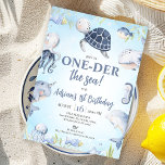 Invitación Tortuga del Mar Azul con un solo hijo<br><div class="desc">Tortuga del Mar Azul Un-der El mar Primer cumpleaños Invitación Dulce bajo el mar o un poco más lejos la invitación de un bebé con temática marina de primer cumpleaños con una gran tortuga azul y varias otras criaturas del mar y algunas algas. Esta invitación de primer cumpleaños de este...</div>