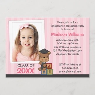 Invitación Trazos rosados de Chica de graduación de foto
