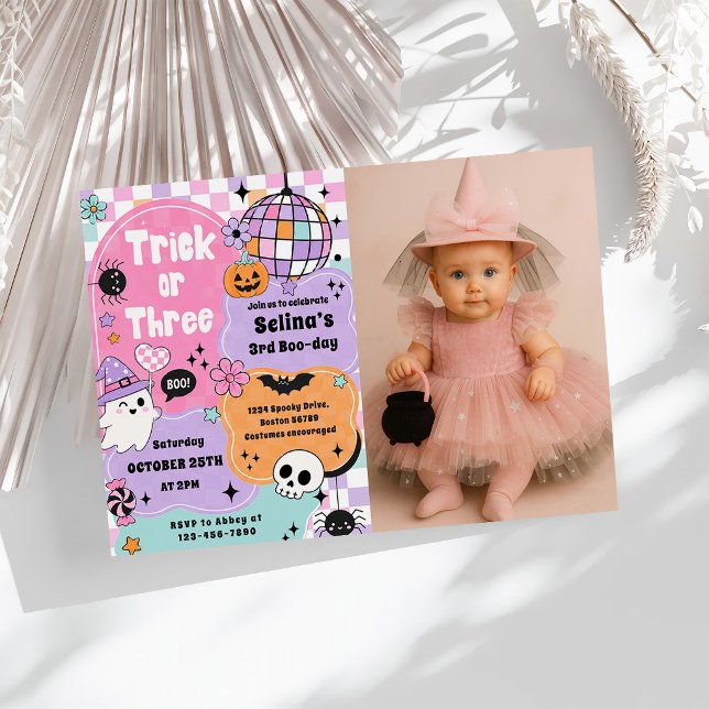 Invitación Trick Or Three Halloween Groovy Fantasma Cumpleaño (Subido por el creador)