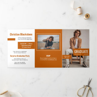 Invitación Tríptica Bloques de graduación de cuatro fotos de Naranja q