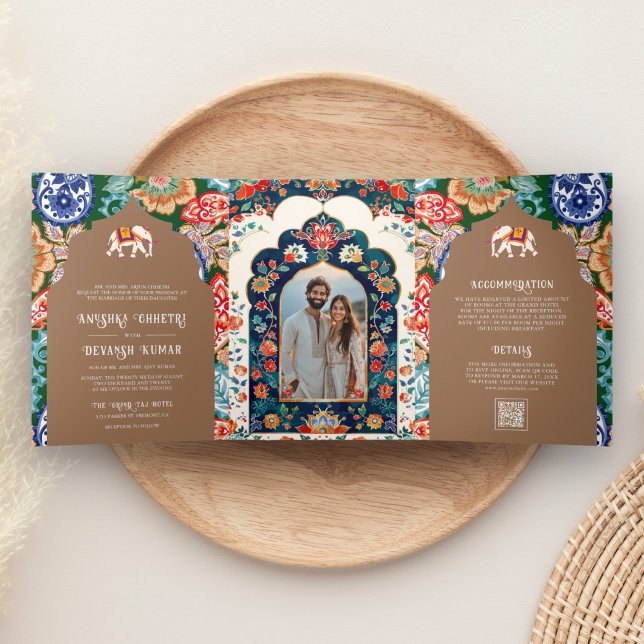 Invitación Tríptica Boda Beige del Elefante de Arte Popular Indio (Subido por el creador)