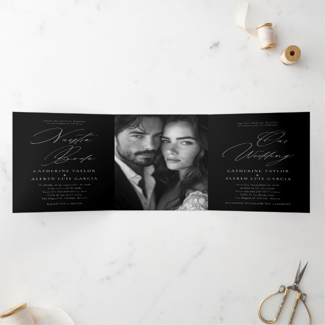 Invitación Tríptica Boda bilingüe inglés de Nuestra Boda (Interior)