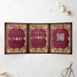 Invitación Tríptica Boda Celestial Tarot de Borgoña y Dorado Falso