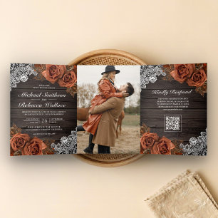 Invitación Tríptica Boda Código QR Rosa Terracota Polvorienta Madera d