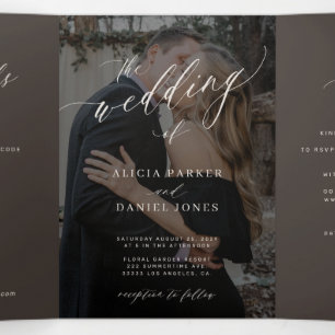 Invitación Tríptica Boda con foto crema marrón mocha código QR RSVP