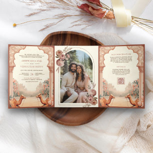 Invitación Tríptica Boda de camello indio con flores rusticas de Boho