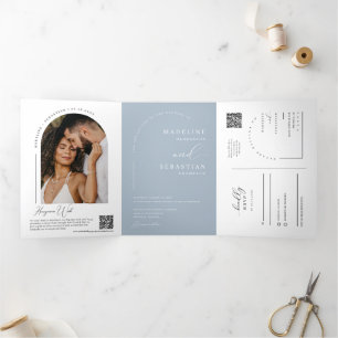 Invitación Tríptica Boda de código QR de la foto del arco mínimo azul 