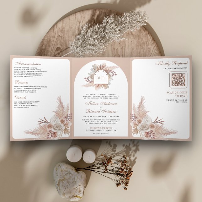 Invitación Tríptica Boda de código QR Neutral Beige Floral Boho Pampas (Subido por el creador)