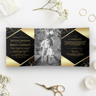 Invitación Tríptica Boda de fotos de mármol negro geométrico de oro