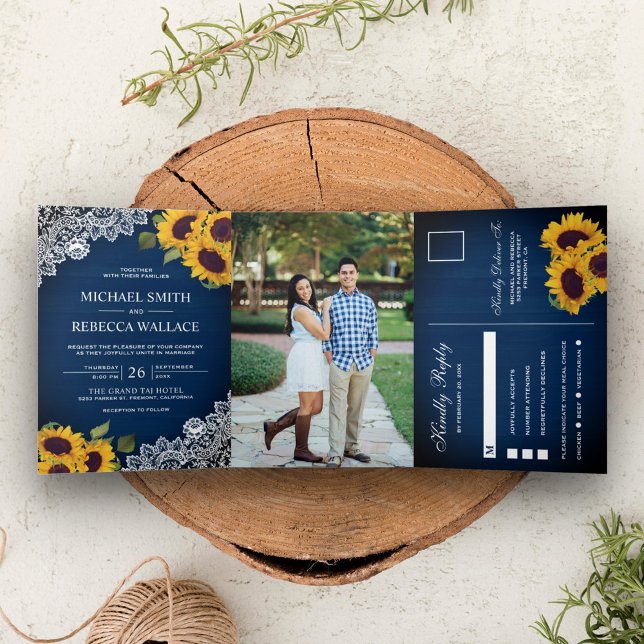 Invitación Tríptica Boda de girasol de la Marina Rusa de Madera Azul (Subido por el creador)