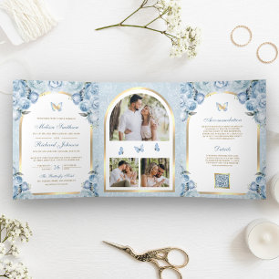 Invitación Tríptica Boda de Mariposa de Arco Dorado Floral Azul Suave