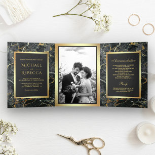 Invitación Tríptica Boda de Mármol Gris Carbón con Hojas de Oro Falso