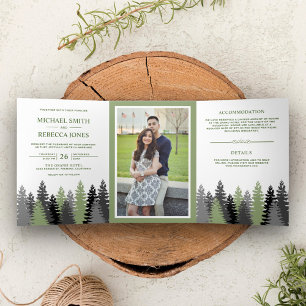 Invitación Tríptica Boda en el bosque invernal con árboles de pino Fot
