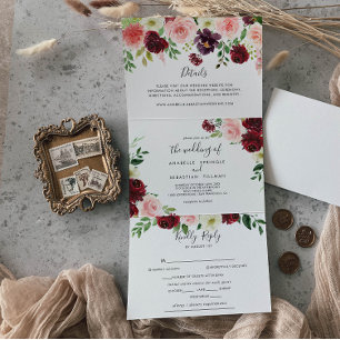 Invitación Tríptica Boda floral borgoñona morada rosa