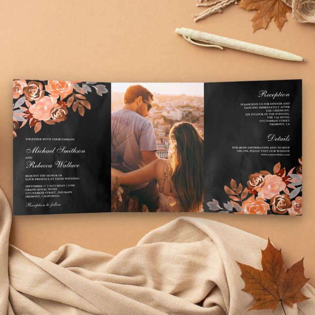 Invitación Tríptica Boda floral de Terracotta Rústica Oscura Gris (Subido por el creador)