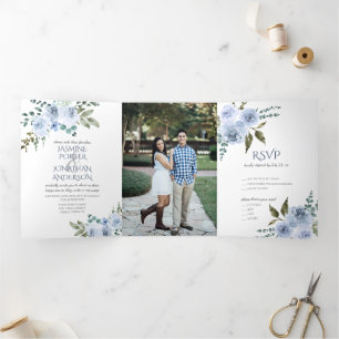 Invitación Tríptica Boda fotográfico floral azul claro y acuarela mari