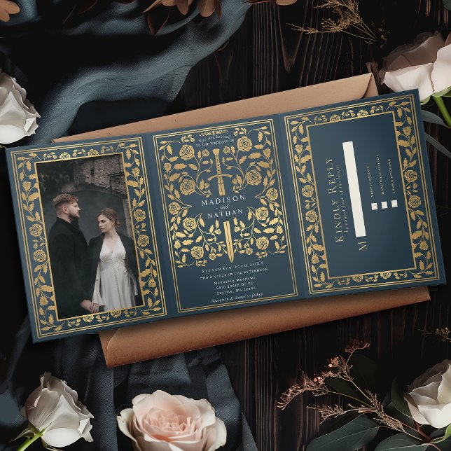 Invitación Tríptica Boda Gray Royal Medieval Sword (Subido por el creador)